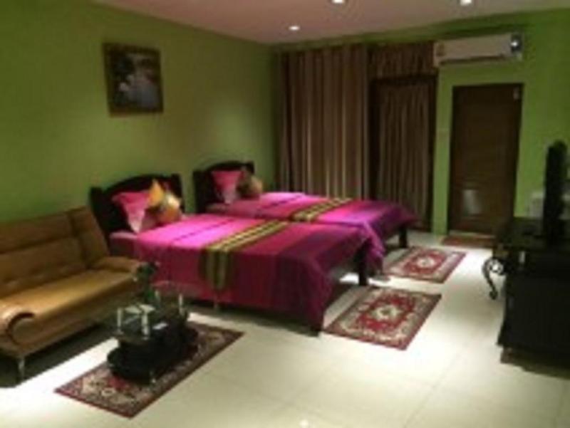 Photo of Penang Palace, 2-star hotel in Bangkok (and vicinity)