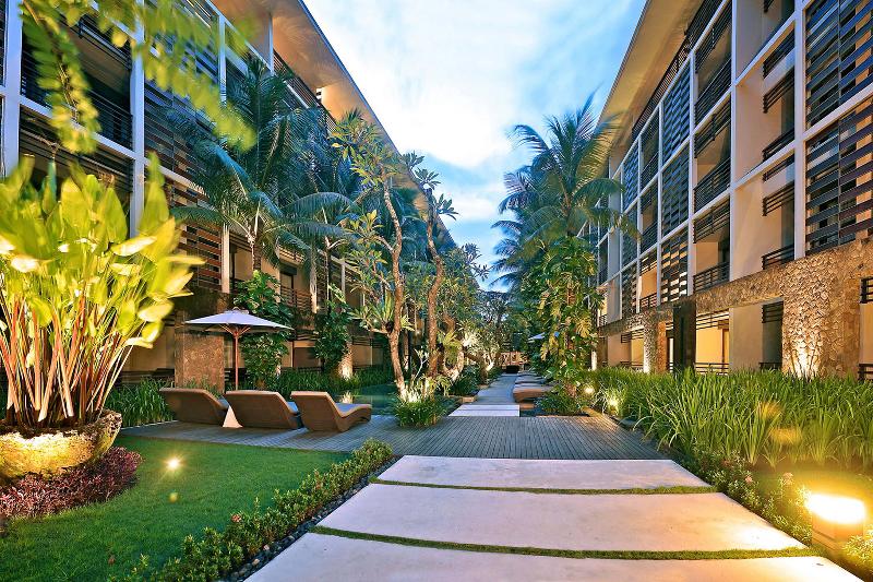 THE HAVEN Bali Seminyak, Singapore