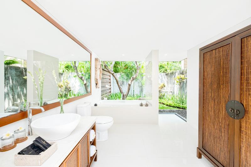 Mayaloka Villas Seminyak, Singapore