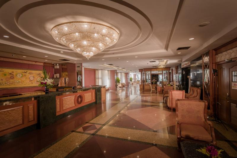 Photo of Grand Tower Inn Rama VI Hotel, 4-star hotel in Bangkok (and vicinity)