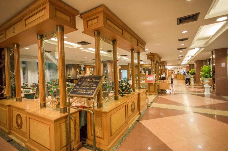 Photo of Grand Tower Inn Rama VI Hotel, 4-star hotel in Bangkok (and vicinity)