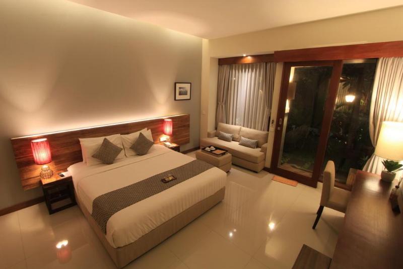 Uma Karan, Singapore