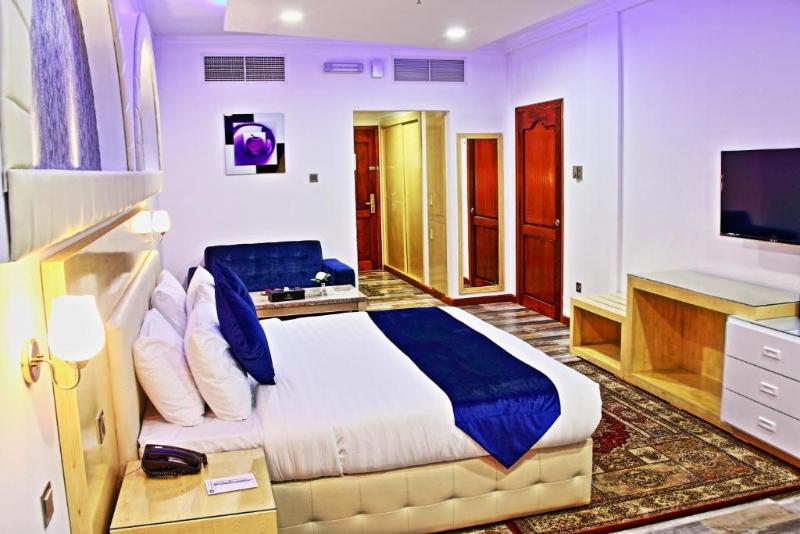 Photo of Bahrain International Hotel, 4-star hotel in Manama