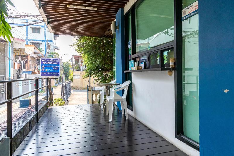 Photo of Riski Residence Bangkok-noi hotel in Bang Khun Non