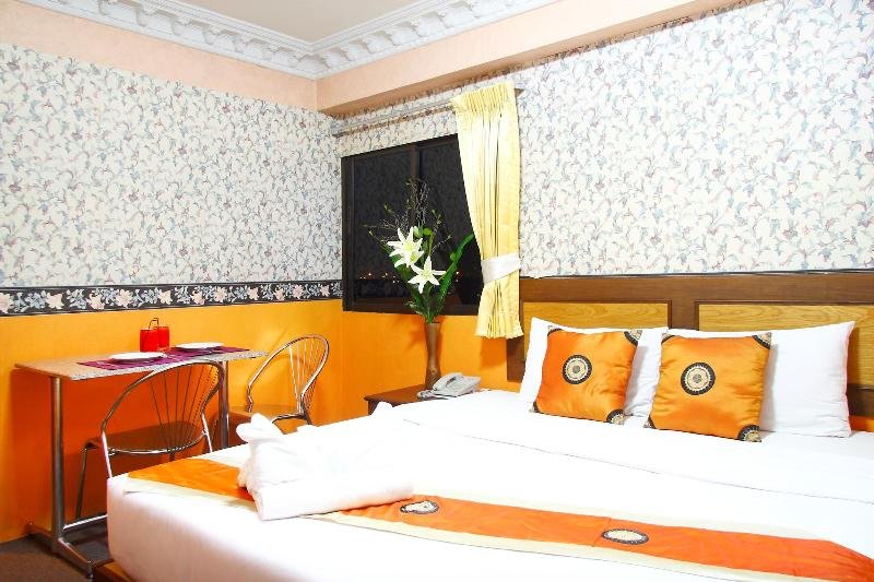 Photo of Tara Lake Hotel, 3-star hotel in Bangkok (and vicinity)