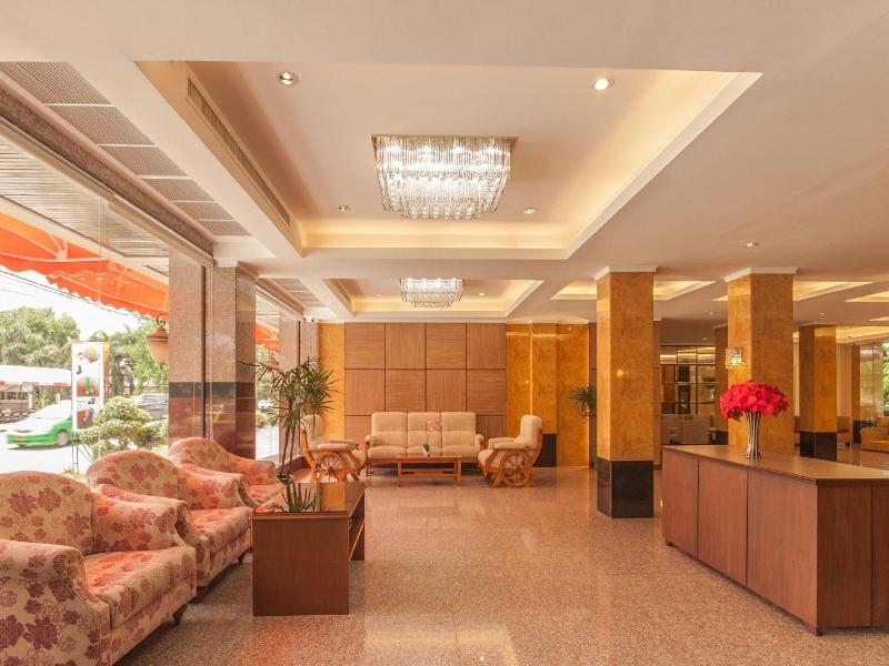 Photo of Tara Lake Hotel, 3-star hotel in Bangkok (and vicinity)