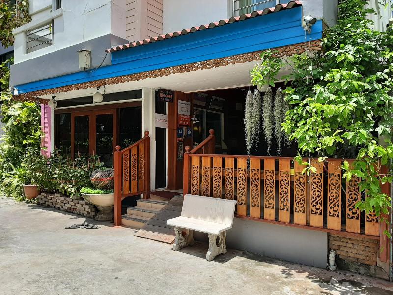 Photo of Vanlisut Hotel Ngamwongwan, 3-star hotel in Bangkok (and vicinity)