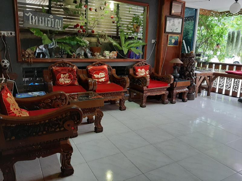 Photo of Vanlisut Hotel Ngamwongwan, 3-star hotel in Bangkok (and vicinity)