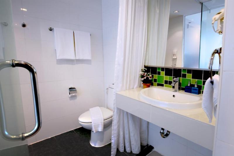 Photo of Citrus Sukhumvit 11 Bangkok by Compass Hospitality, 3-star hotel in Bangkok (and vicinity)