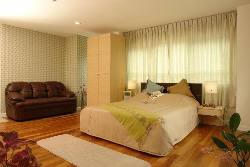 Nara Suite Residence Bangkok exterior, 3-Star hotel in Bangkok (and vicinity)