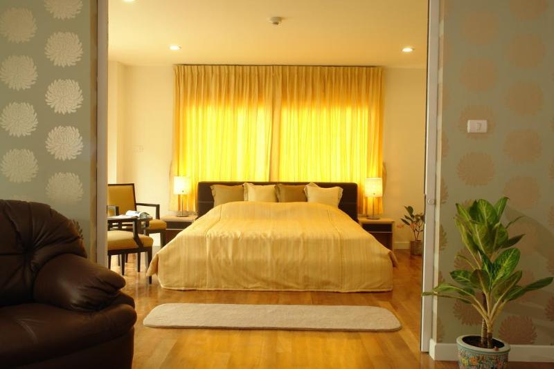 Photo of Nara Suite Residence Bangkok, 3-star hotel in Bangkok (and vicinity)