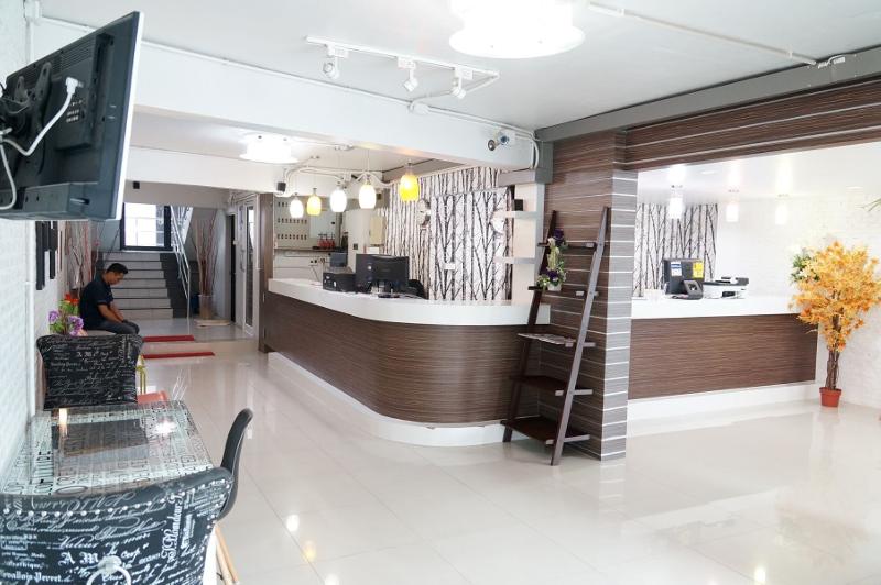 Photo of Ma Non Nont Hotel & Apartment, 3-star hotel in Bangkok (and vicinity)