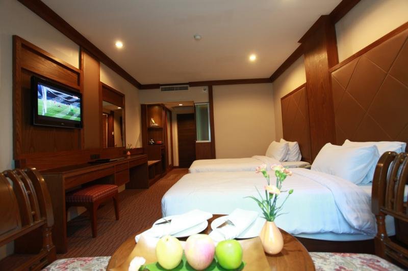 Photo of Suriwongse Hotel, 4-star hotel in Bangkok (and vicinity)