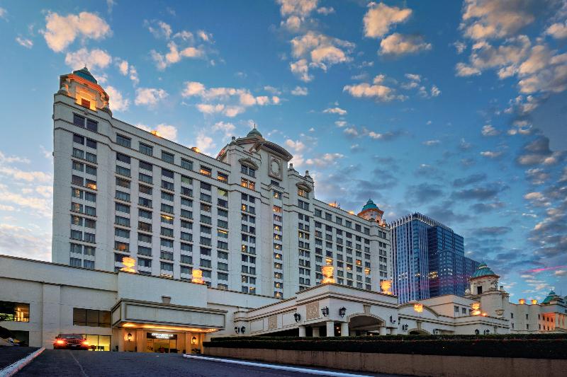 Photo of Waterfront Cebu City Hotel & Casino, 4-star hotel in Cebu