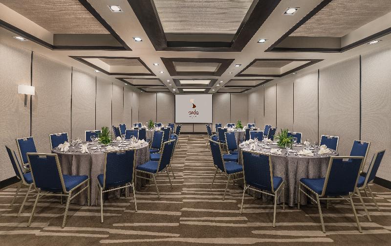 Photo of Seda Ayala Center Cebu City, 4-star hotel in Cebu