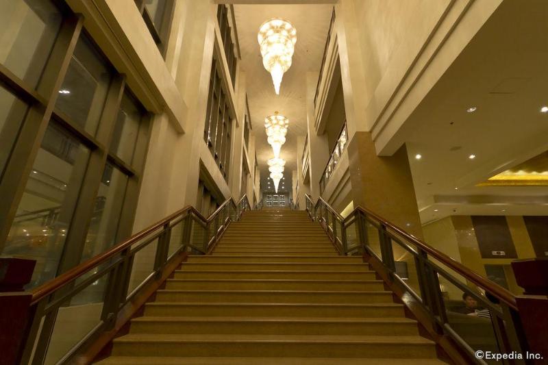 Photo of Mandarin Plaza Hotel, 3-star hotel in Cebu