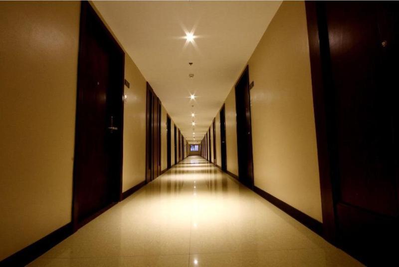 Photo of Mandarin Plaza Hotel, 3-star hotel in Cebu