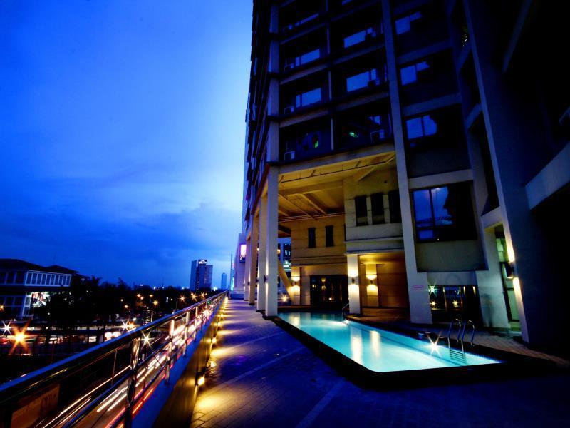 Photo of Mandarin Plaza Hotel, 3-star hotel in Cebu