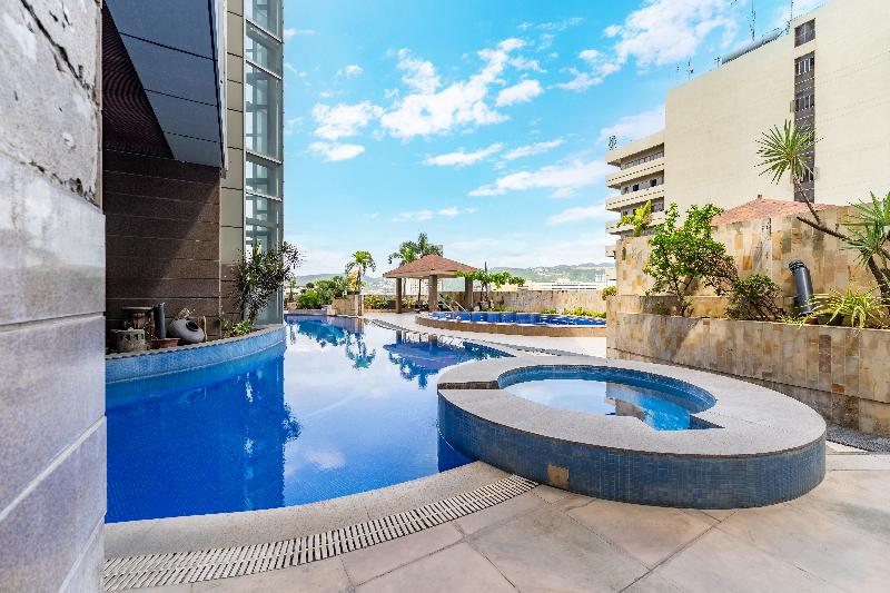 Photo of Crown Regency Hotel and Towers, 4-star hotel in Cebu