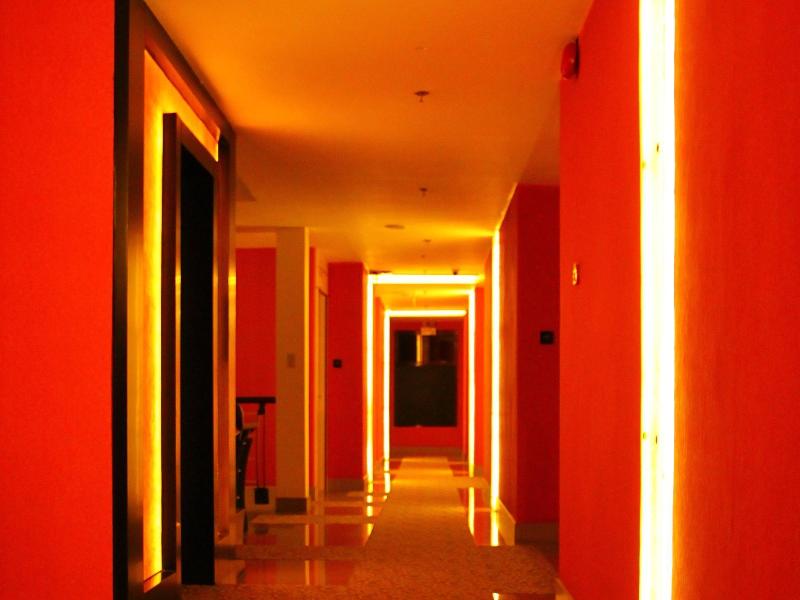 Photo of Eloisa Royal Suites, 4-star hotel in Cebu Island