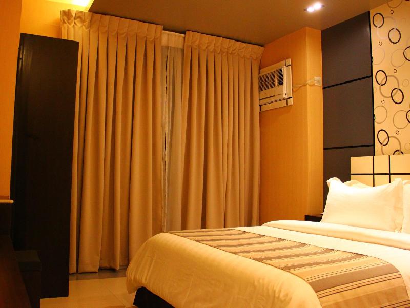 Photo of Eloisa Royal Suites, 4-star hotel in Cebu Island