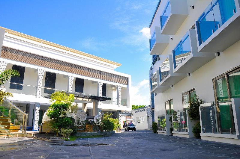 Photo of Eloisa Royal Suites, 4-star hotel in Cebu Island