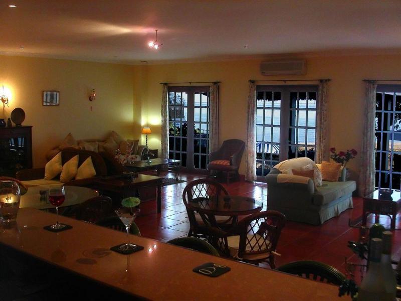 Photo of Las Flores Country & Beachside Hotel, 4-star hotel in Catmon