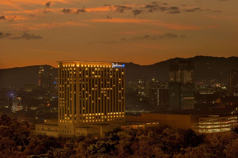 Photo of Radisson Blu Cebu, 5-star hotel in Cebu