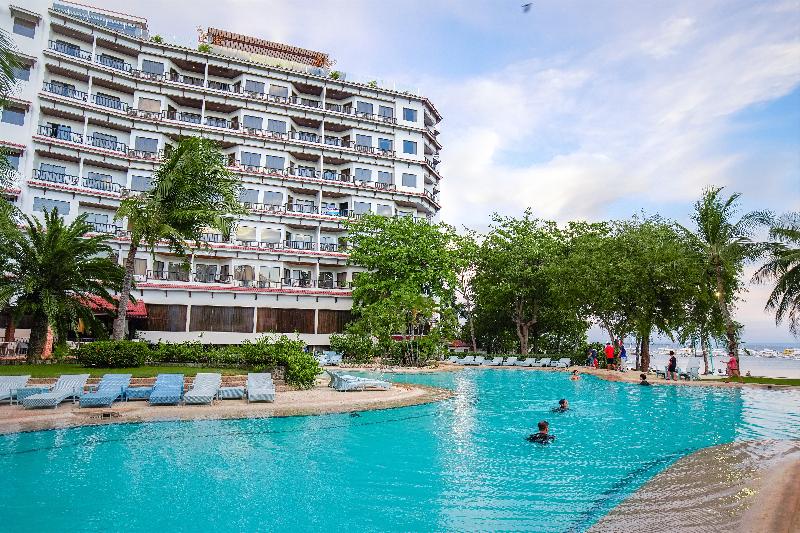Photo of Cebu White Sands Resort and Spa, 4-star hotel in Lapu-Lapu