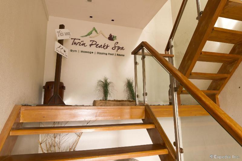 Photo of Castle Peak Hotel, 3-star hotel in Cebu