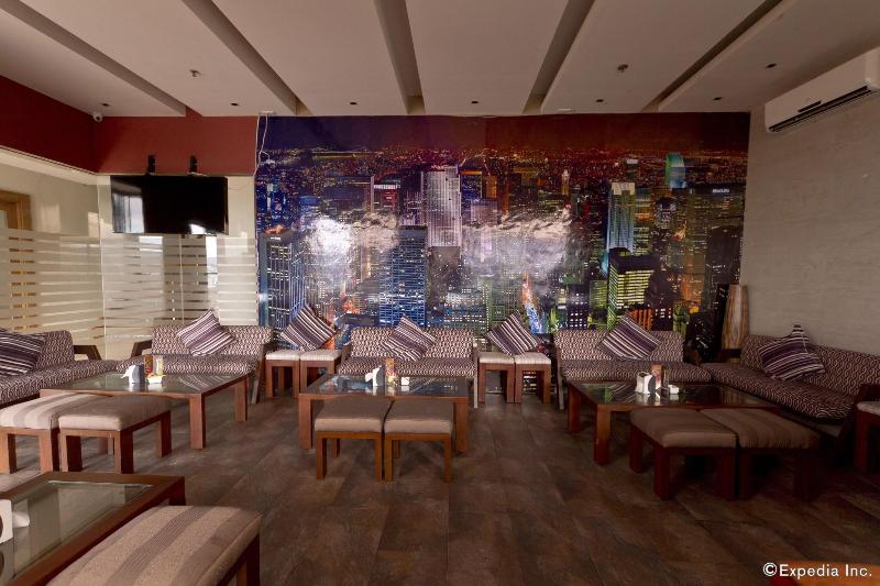Photo of Castle Peak Hotel, 3-star hotel in Cebu