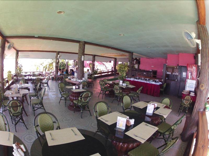 Photo of Santiago Bay Garden & Resort, 3-star hotel in San Francisco Island