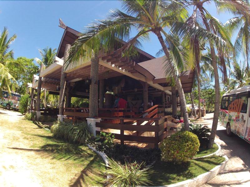 Photo of Santiago Bay Garden & Resort, 3-star hotel in San Francisco Island