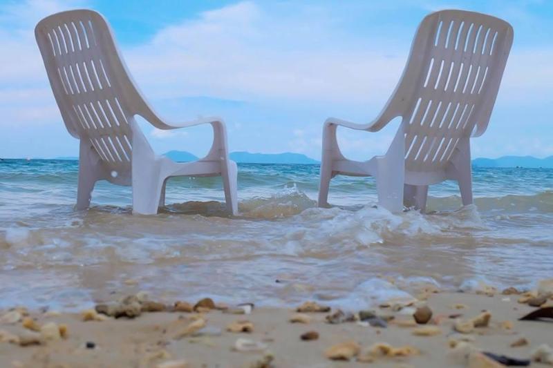 White Sand Krabi Resort, Singapore