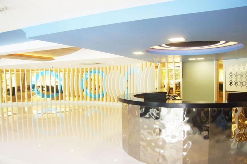 Photo of Grand Tower Inn Sathorn Bangkok, 2-star hotel in Bangkok (and vicinity)