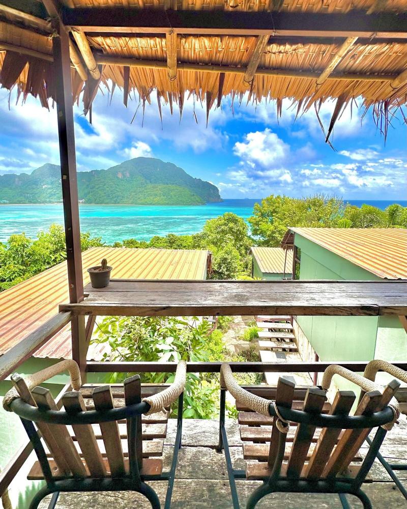 Phi Phi Cozy Seafront Resort, Singapore