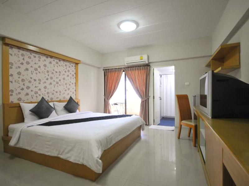 P Park Residence Charansanitwong, 3-star hotel in Bang Phlat