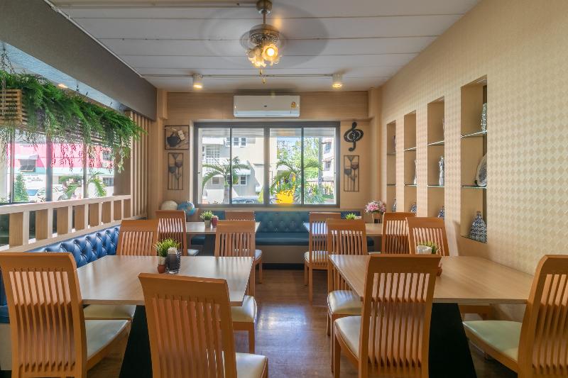 Photo of P Park Residence Charansanitwong, 3-star hotel in Bang Phlat