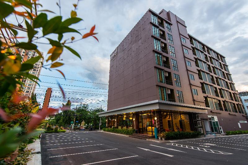 Photo of Marsi Hotel, 3-star hotel in Bang Na