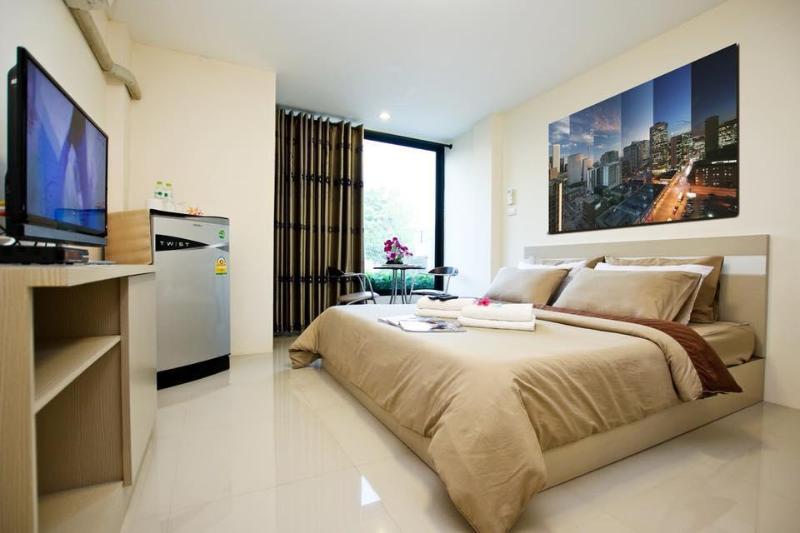 Photo of Suklutai Hotel & Serviced Apartment, 2-star hotel in Bang Khla