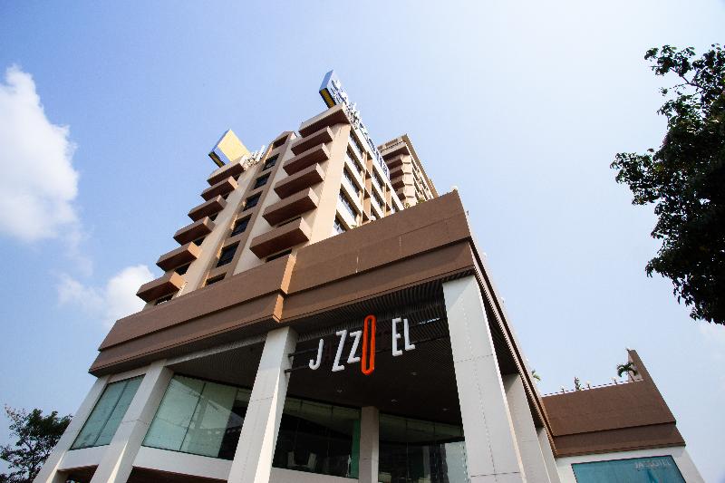 Photo of Jazzotel Bangkok, 4-star hotel in Bangkok (and vicinity)
