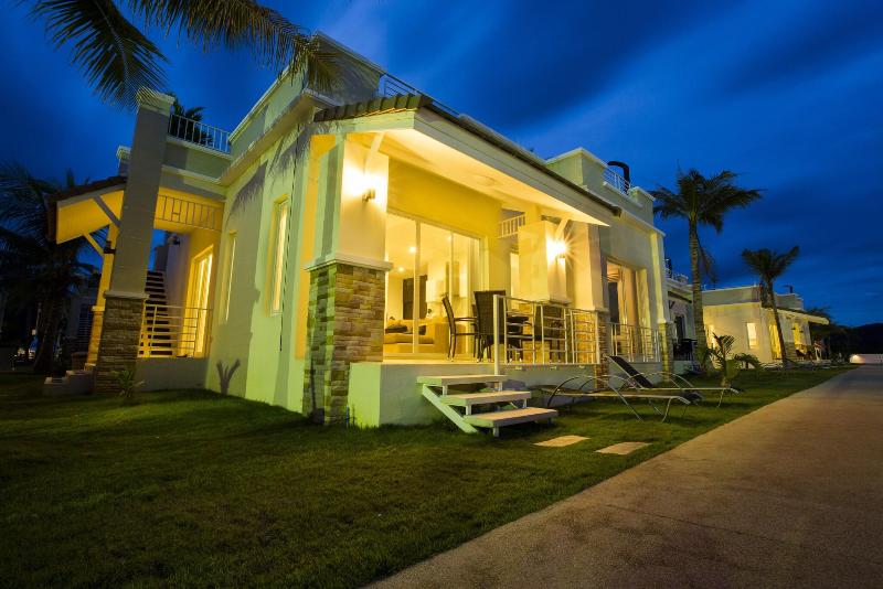 Photo of Oriental Beach Pearl Resort, 5-star hotel in Hua Hin (and vicinity)