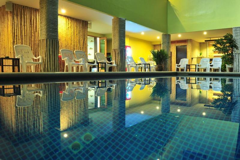 Hua Hin White Sand, Singapore