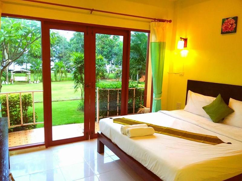 Photo of Pranmanee Beach Resort, 3-star hotel in Hua Hin (and vicinity)