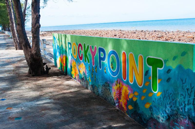 Rocky Point Resort, Singapore