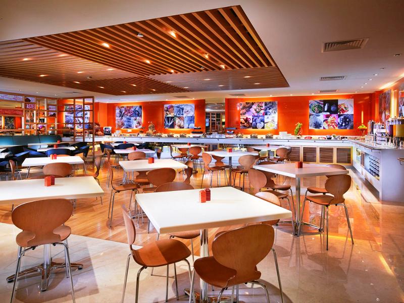 Photo of ibis Singapore On Bencoolen, 4-star hotel in Singapore