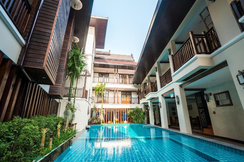 Viang Thapae Resort exterior, 3-Star hotel in Chang Moi
