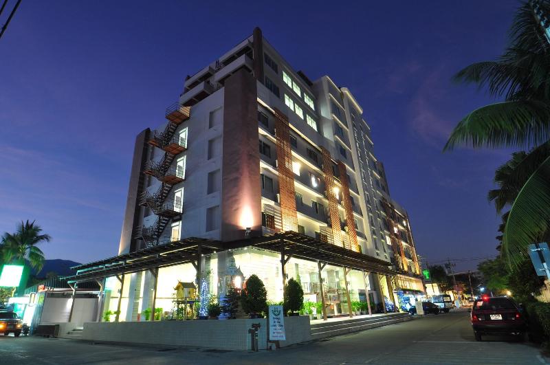 Mayflower Grande Hotel Chiang Mai, Singapore
