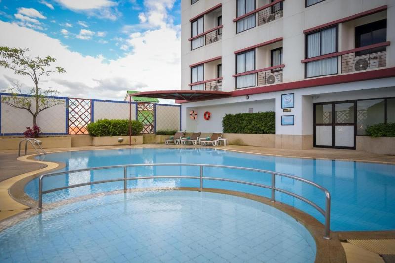 Photo of Amora Hotel Tapae Chiang Mai, 4-star hotel in Chang Moi