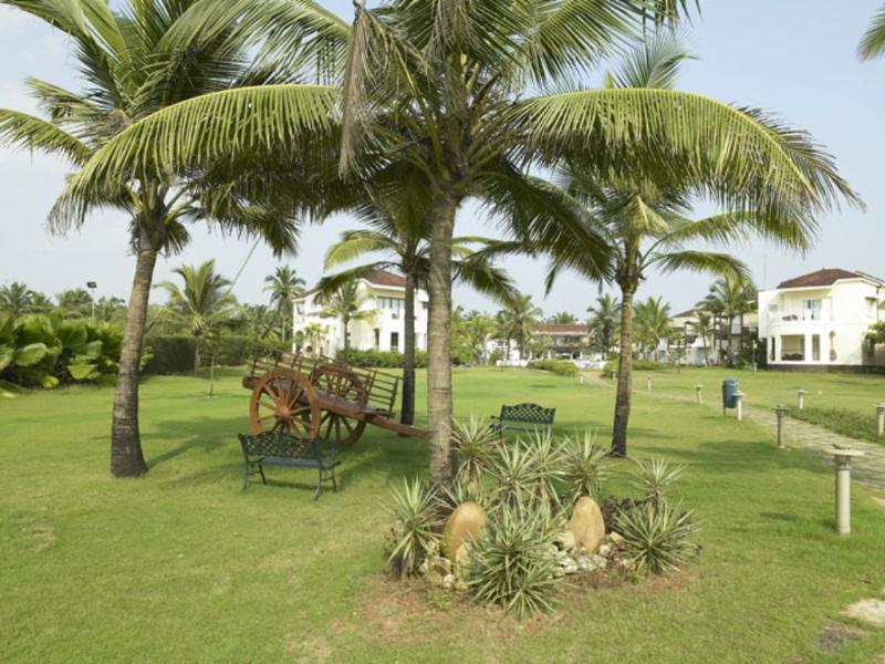 Photo of Royal Orchid Beach Resort & Spa, 5-star hotel in Uttorda
